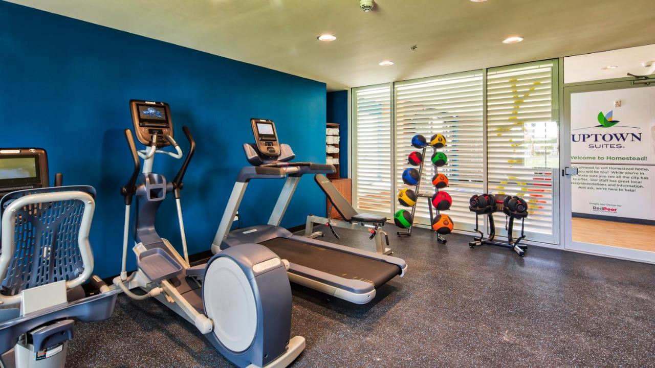 Uptown Suites Extended Stay Tampa Fl - Riverview Buitenkant foto